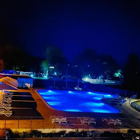Popas Zodiac Hotel 3*