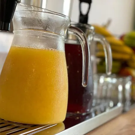 Ξενοδοχείο Popas Zodiac 3*